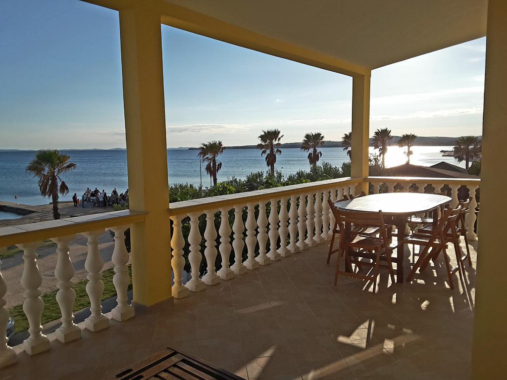 Deby Beach House Vir Ngoại thất bức ảnh